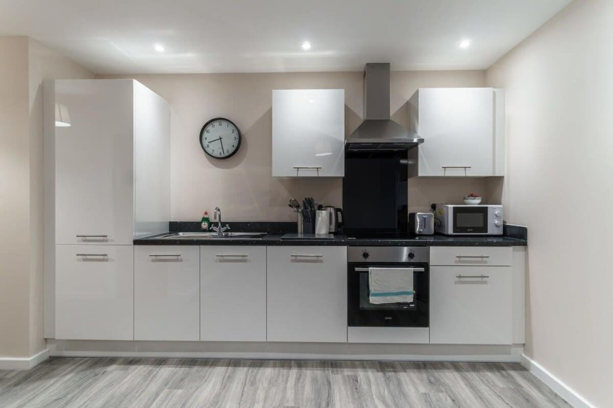Bright 2 Bed Apartment Manchester - Sleeps 4 Exterior foto